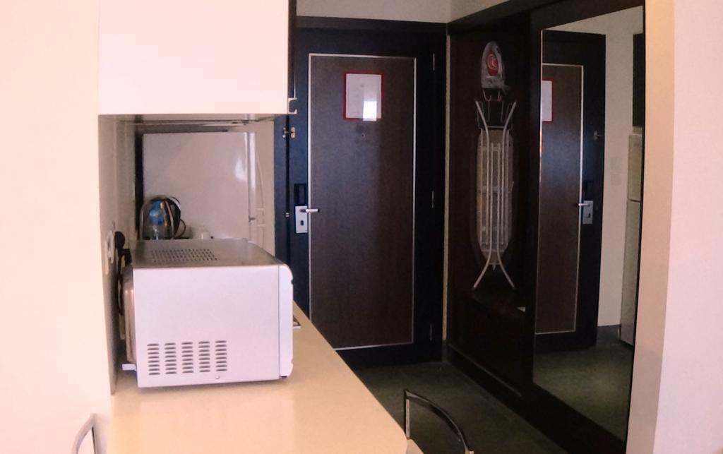 Al Raya Suites Hotel Manáma Kültér fotó
